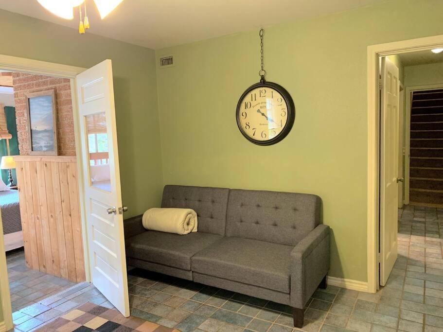 The River Haven - Sleeps 32 - On Guadalupe River Seguin Zewnętrze zdjęcie