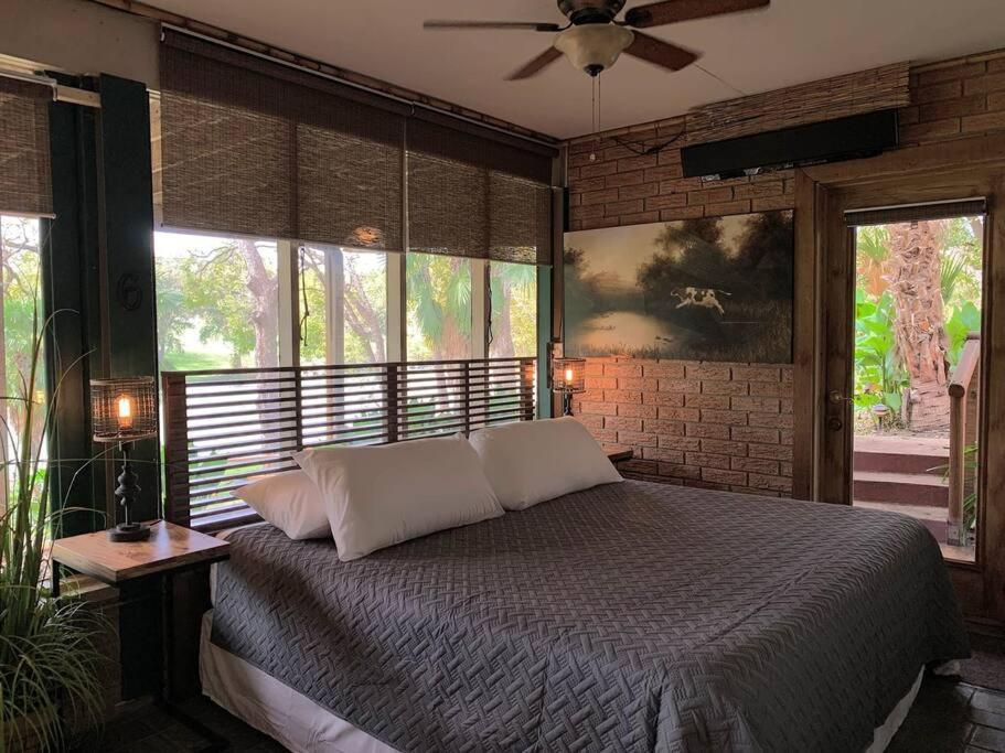 The River Haven - Sleeps 32 - On Guadalupe River Seguin Zewnętrze zdjęcie