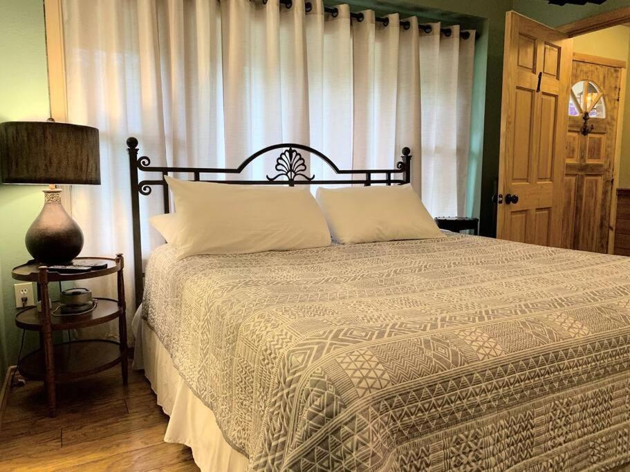 The River Haven - Sleeps 32 - On Guadalupe River Seguin Zewnętrze zdjęcie