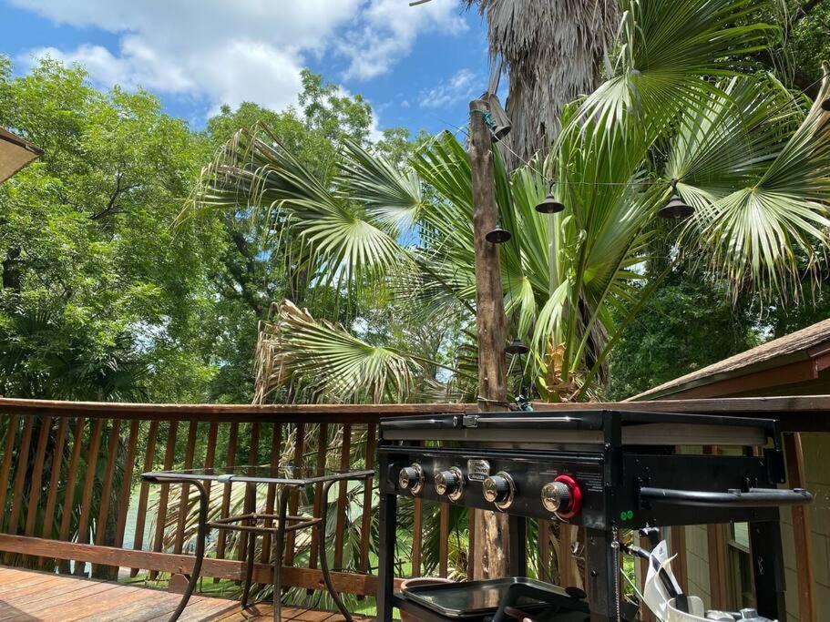 The River Haven - Sleeps 32 - On Guadalupe River Seguin Zewnętrze zdjęcie